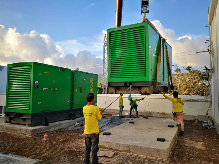 Duas unidades de geradores Cummins de 500 kVA com painéis de sincronização para Wanda Plaza em Manila, Filipinas