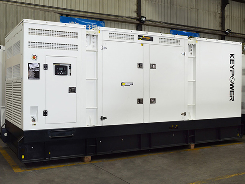 Gerador Cummins de 800 kw com tanque de combustível de base totalmente fechado de 1000L 110% para Austrália 01